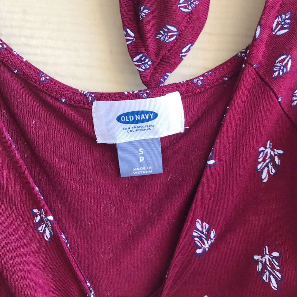 Old Navy Tank Top, NEVER WORN - Picture 7 of 7
